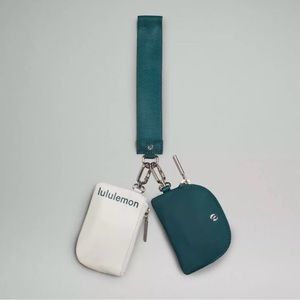 Lululemon Dual Pouch Wristlet (Vapor/Storm Teal)
